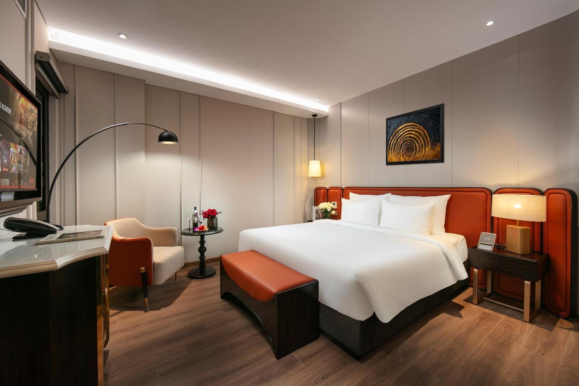 Le Premier Hotel & Rooftop Bar 河内 外观 照片