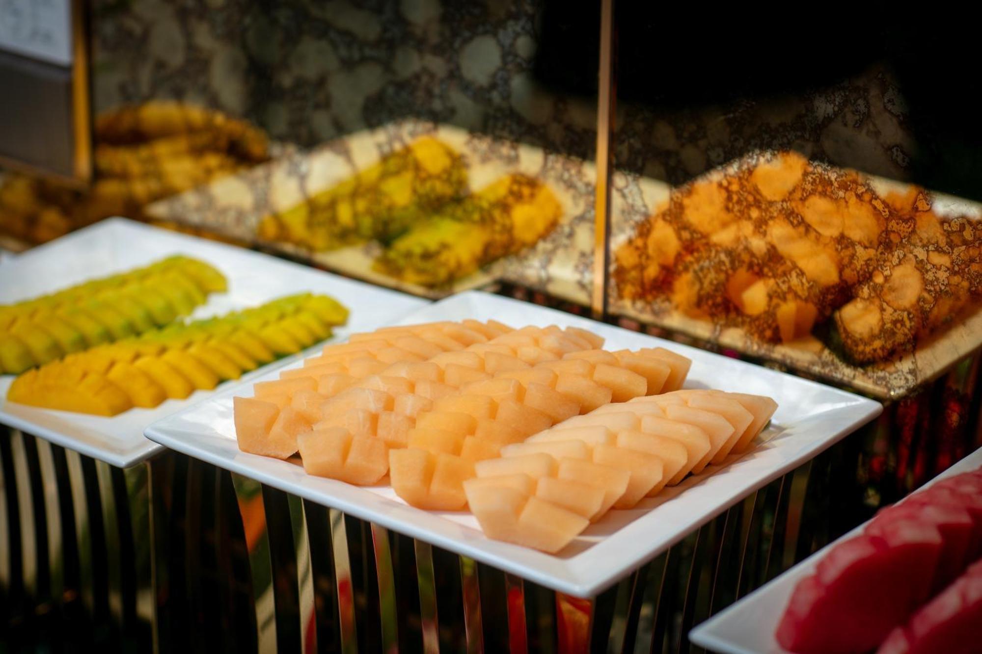 Le Premier Hotel & Rooftop Bar 河内 外观 照片