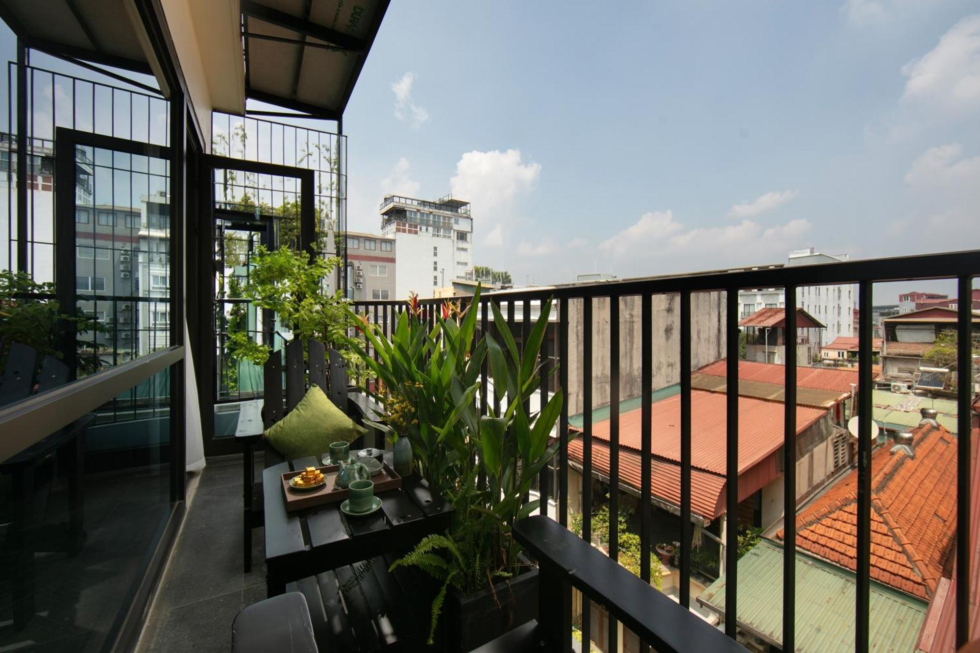 Le Premier Hotel & Rooftop Bar 河内 外观 照片