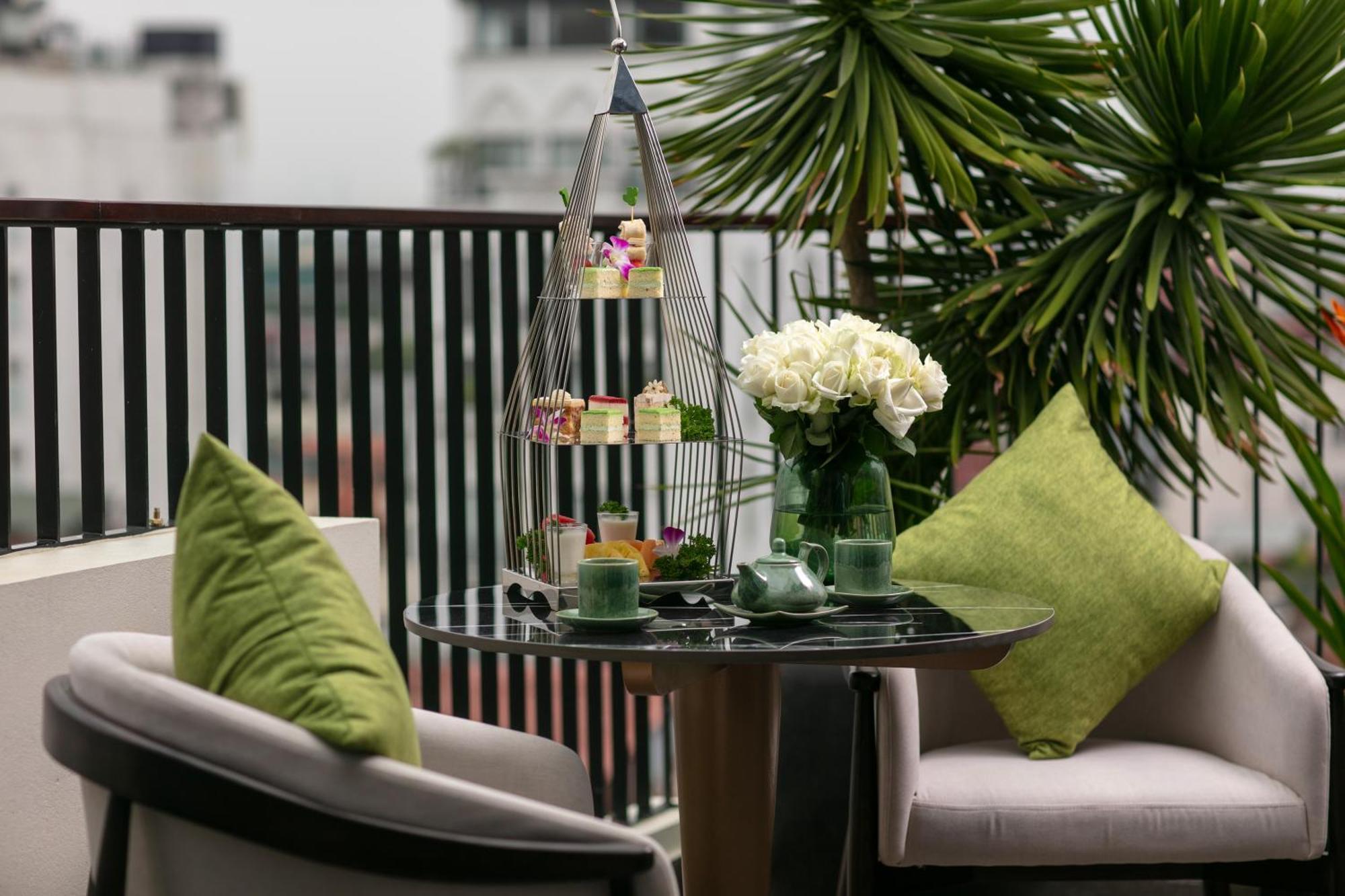 Le Premier Hotel & Rooftop Bar 河内 外观 照片